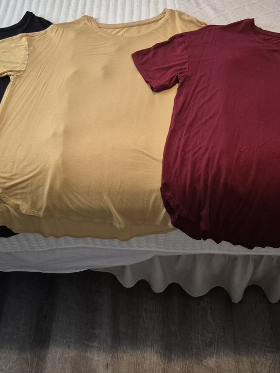 Time and Tru Tops - 3- Casual Solid Crewneck Tee Trio - Mustard, Burgundy, Black